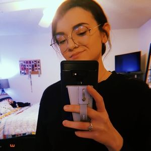 Meet your Posher, Breanna